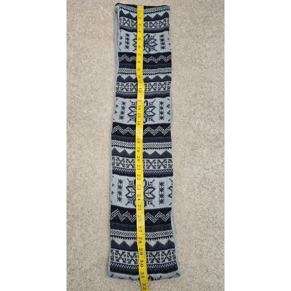 Muk Luks Snowflake Fair Isle 4 Piece Beanie Hat Fingerless Gloves Infinity Scarf